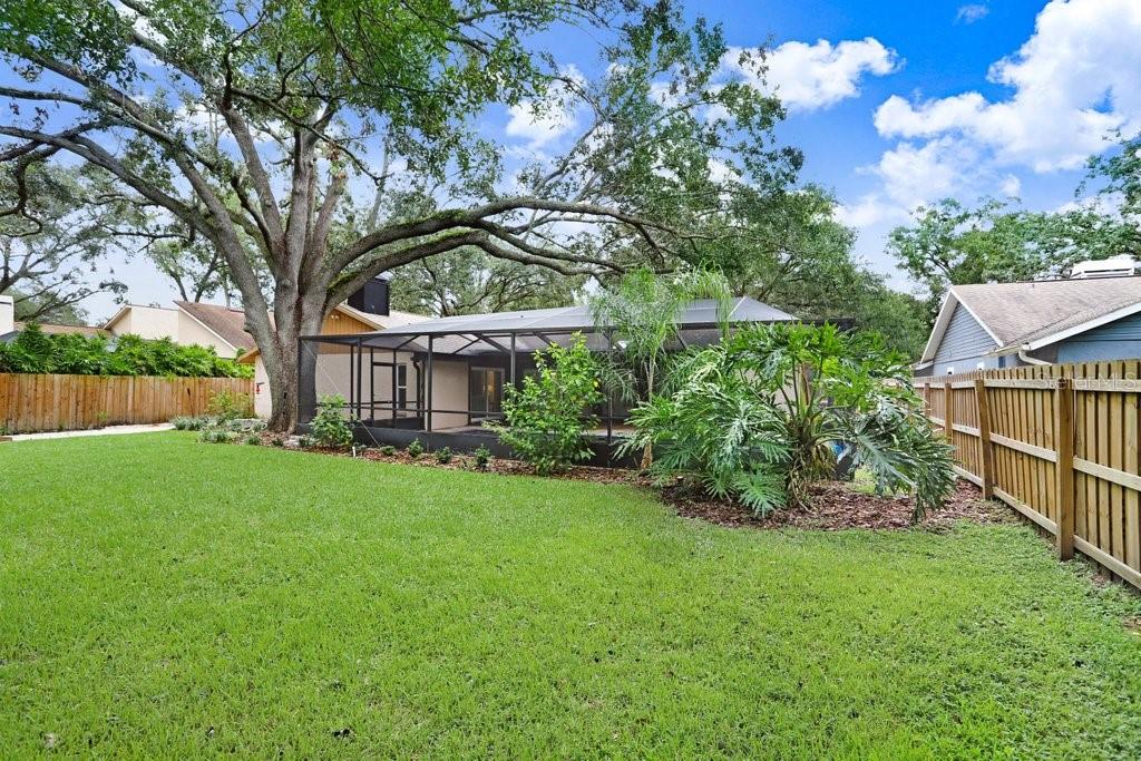 1040 SYLVIA LN