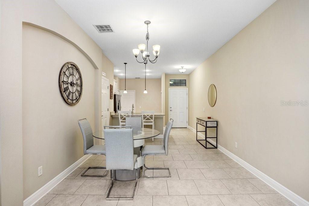 11722 CROWNED SPARROW LN