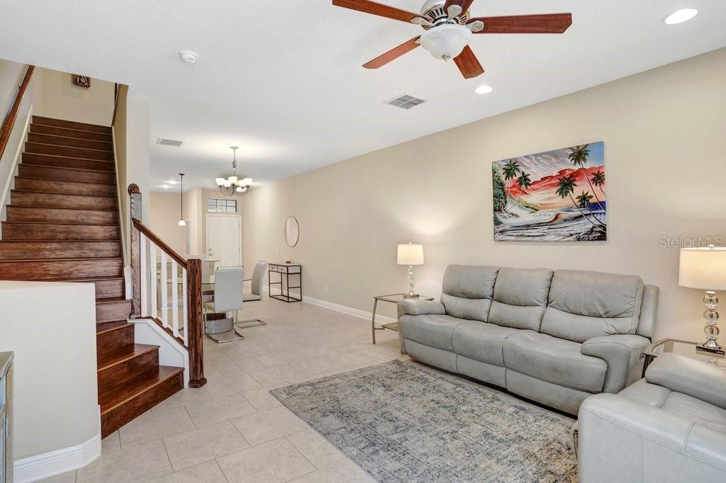 11722 CROWNED SPARROW LN