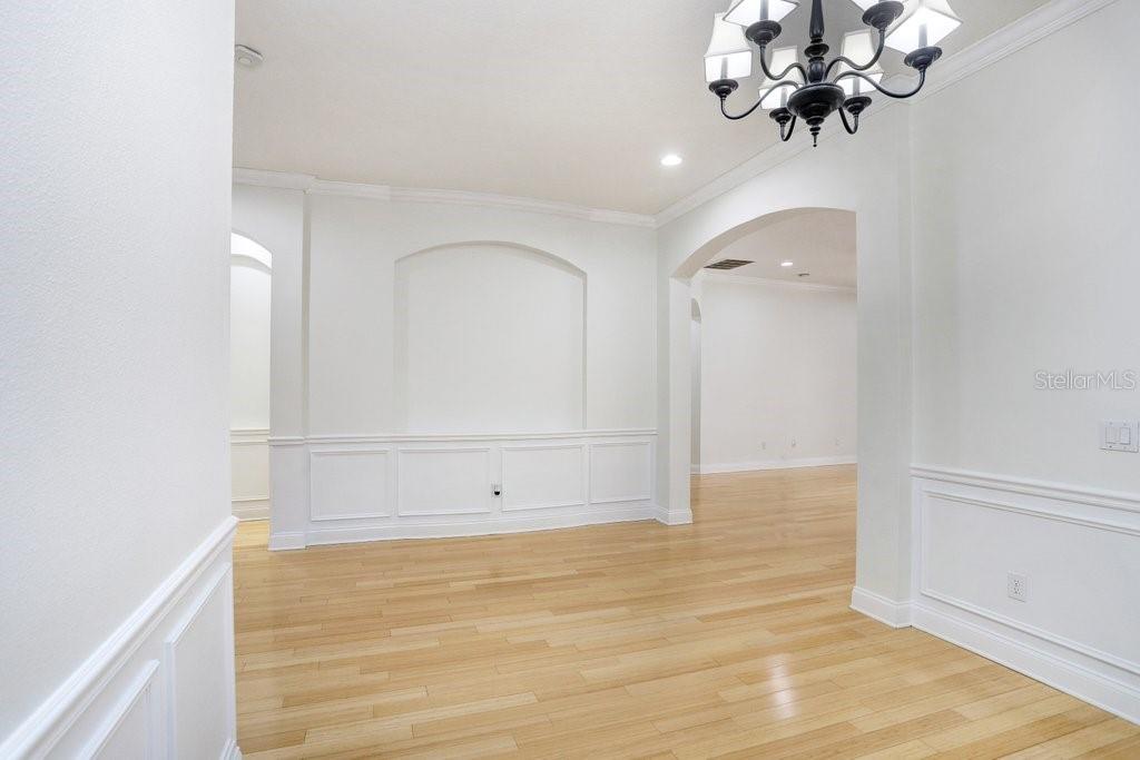 11644 MERIDIAN POINT DR