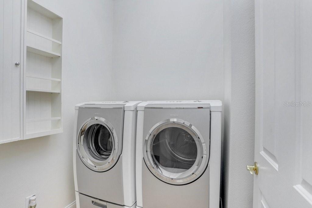 11644 MERIDIAN POINT DR