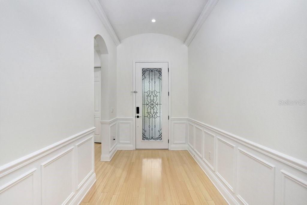 11644 MERIDIAN POINT DR