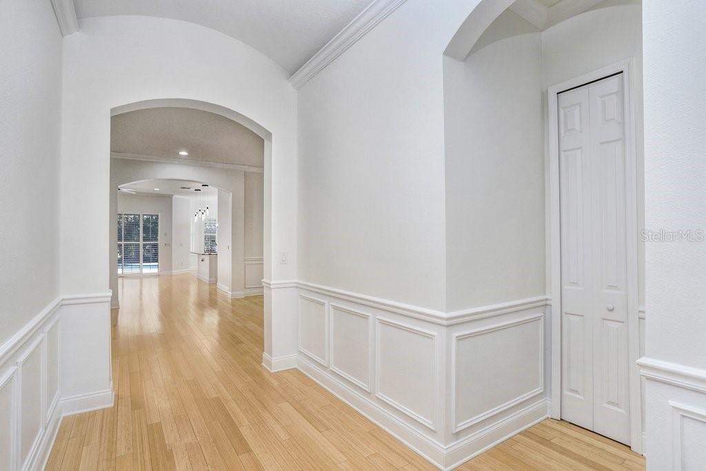 11644 MERIDIAN POINT DR