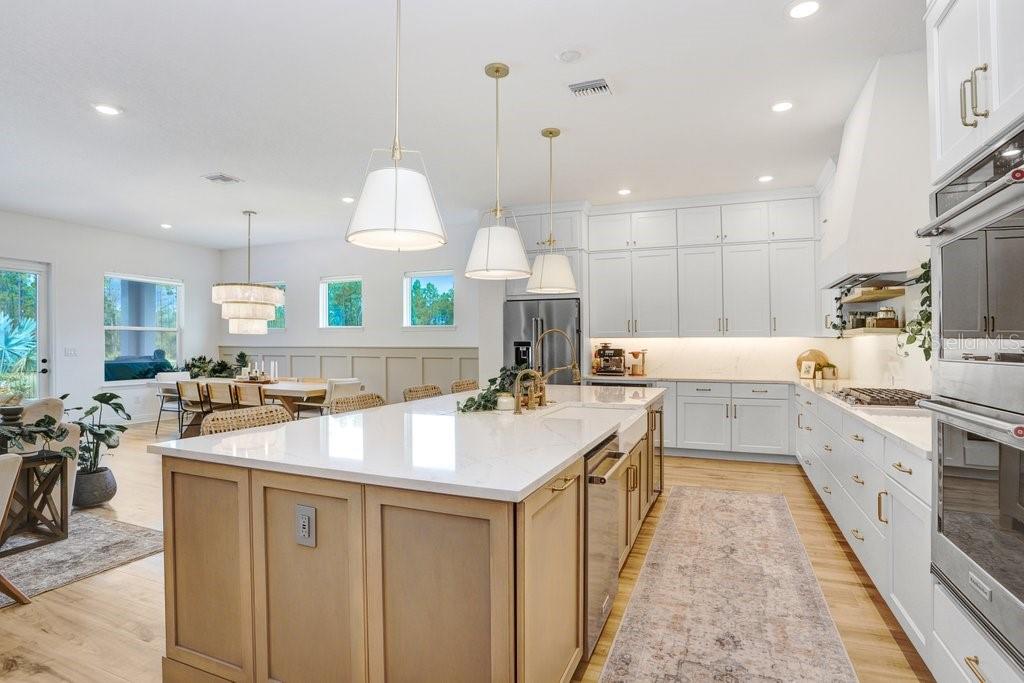 16160 NOVEMBER RAIN CT