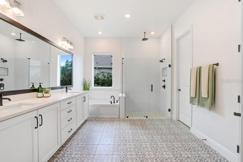 16160 NOVEMBER RAIN CT