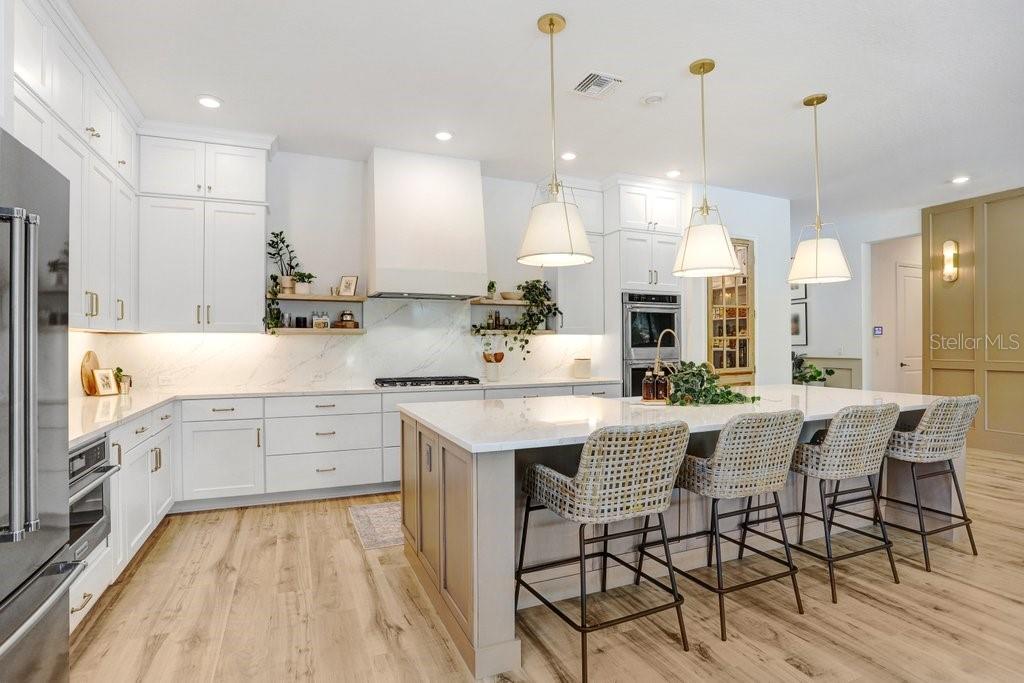 16160 NOVEMBER RAIN CT