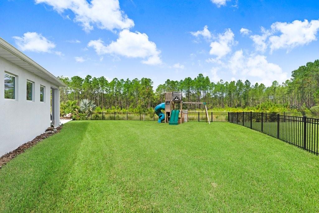 16160 NOVEMBER RAIN CT