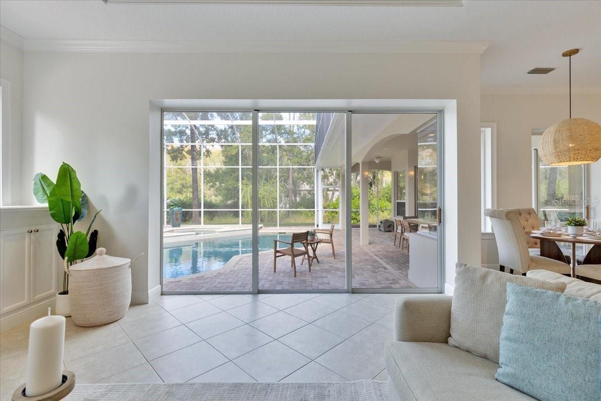 9814 EMERALD LINKS DR