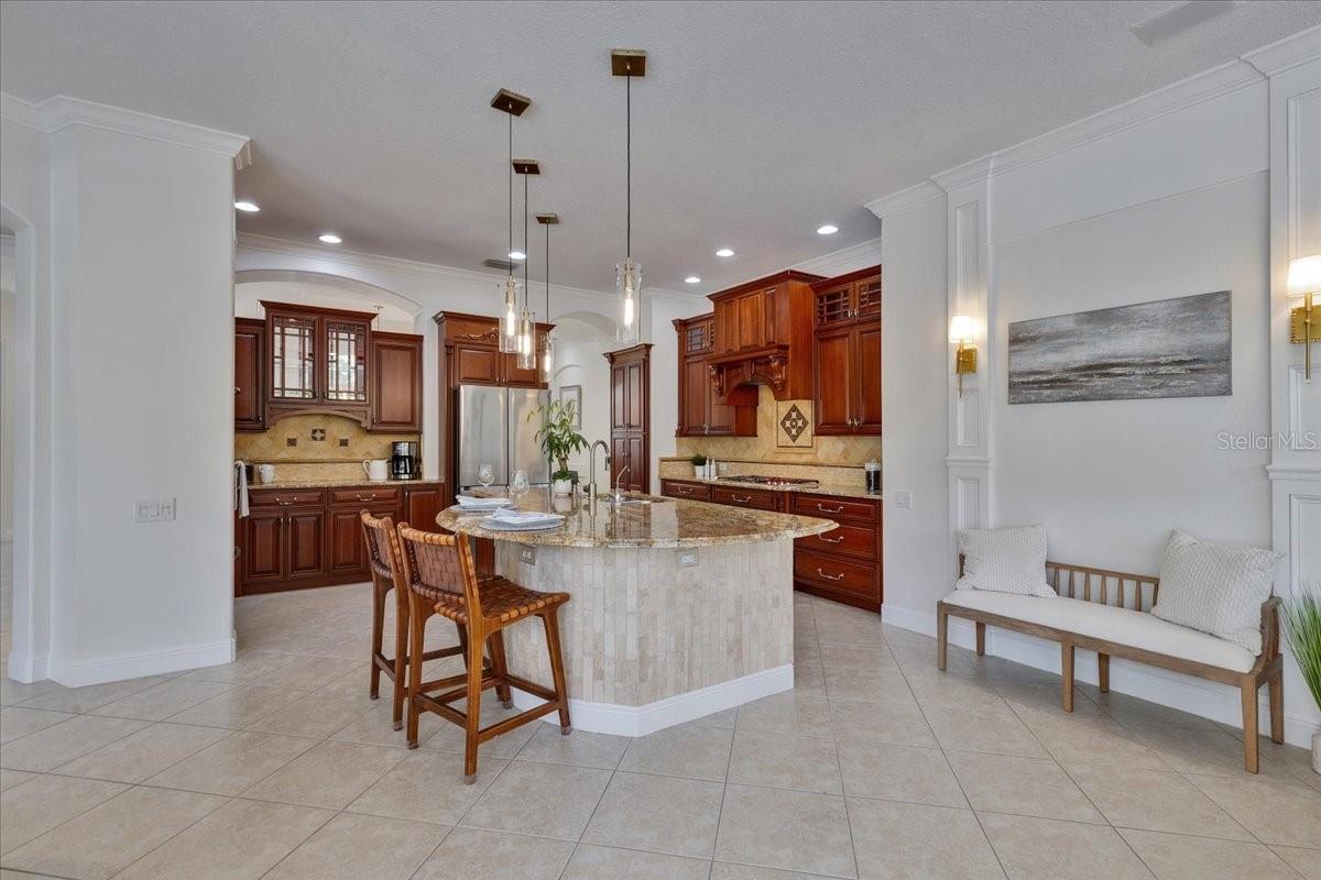 9814 EMERALD LINKS DR