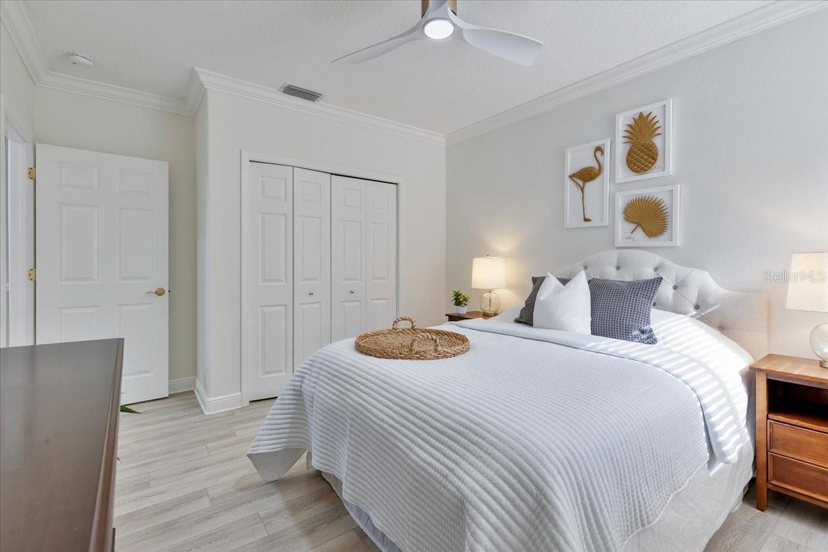 9814 EMERALD LINKS DR