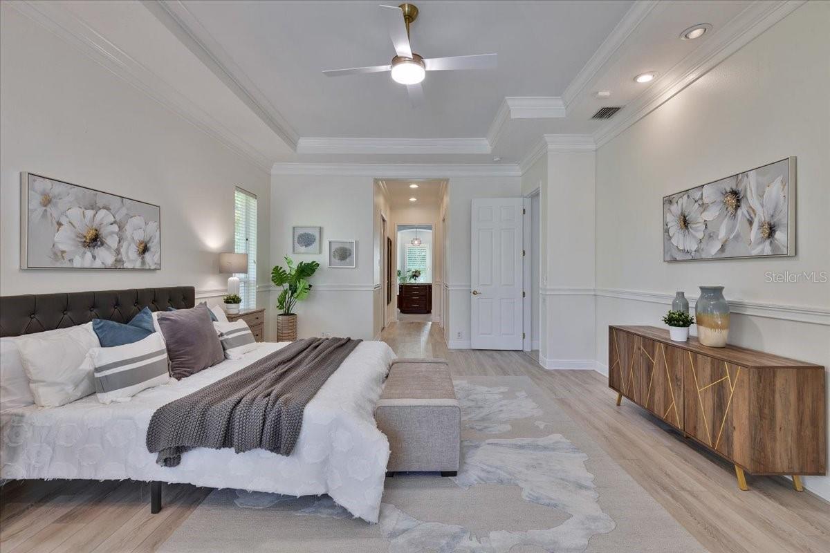 9814 EMERALD LINKS DR