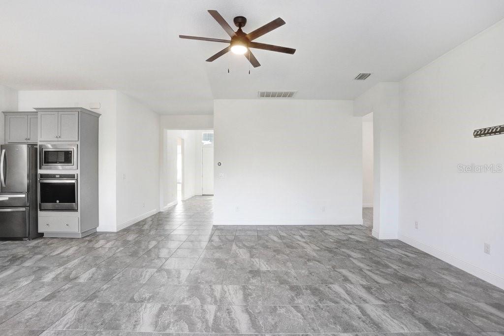 16711 COURTYARD LOOP