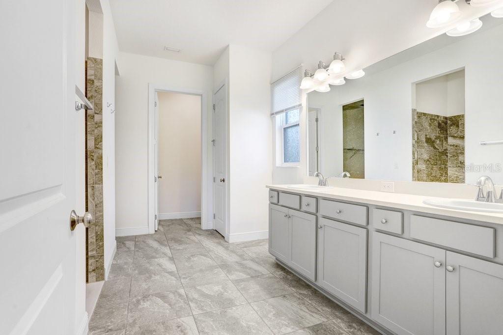 16711 COURTYARD LOOP