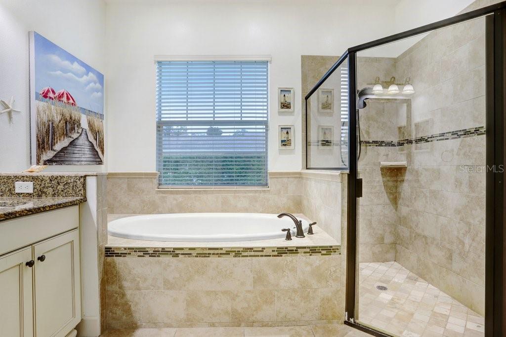 7709 KENIA MEADOWS LN