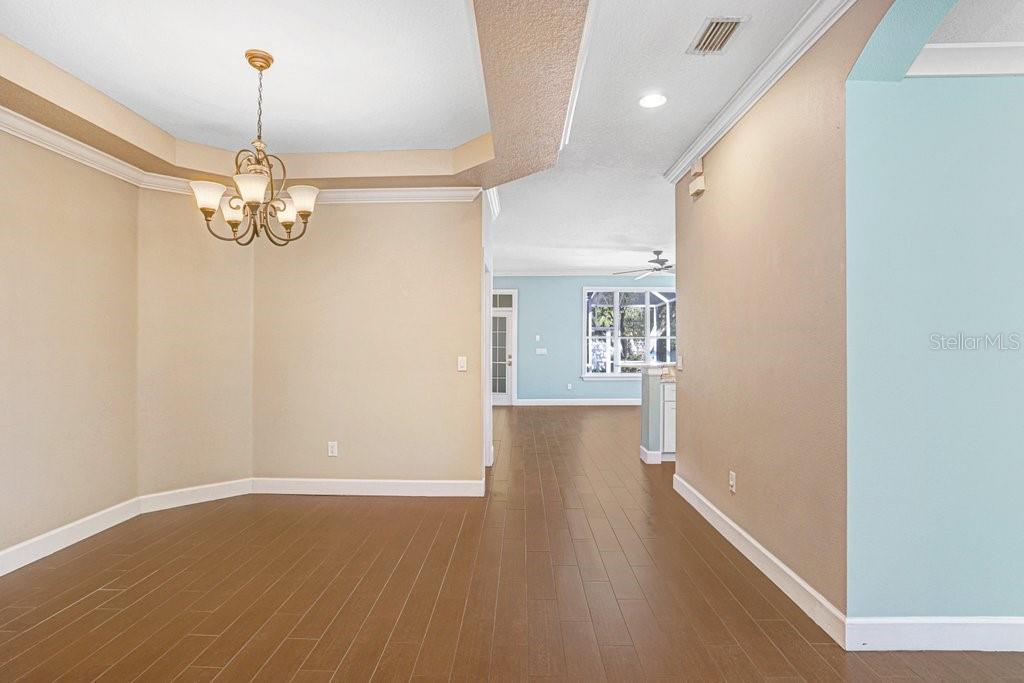 9513 WEST PARK VILLAGE DR