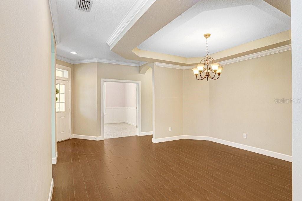 9513 WEST PARK VILLAGE DR