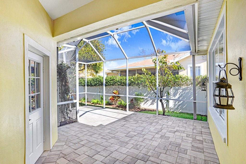 9513 WEST PARK VILLAGE DR