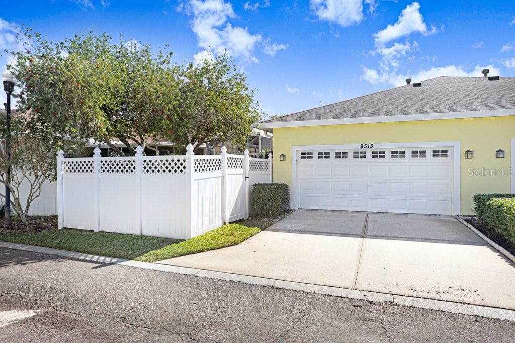 9513 WEST PARK VILLAGE DR