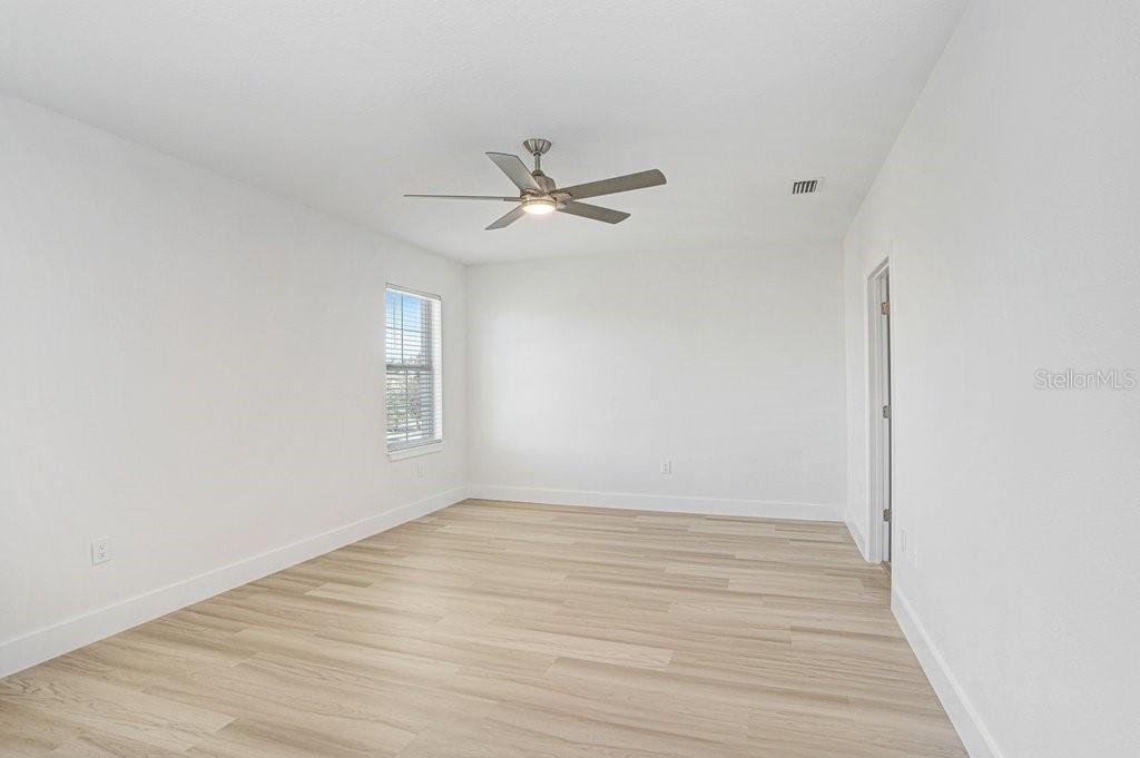 10932 CARLTON FIELDS DR