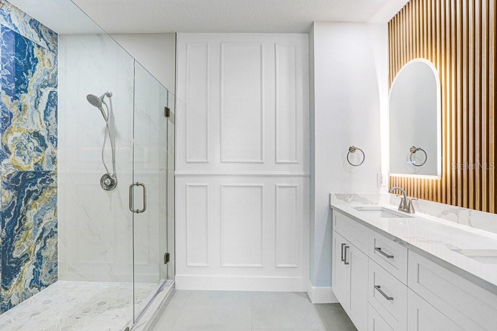 10932 CARLTON FIELDS DR