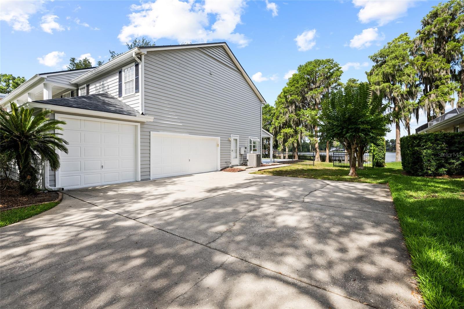 18010 CLEAR LAKE DR