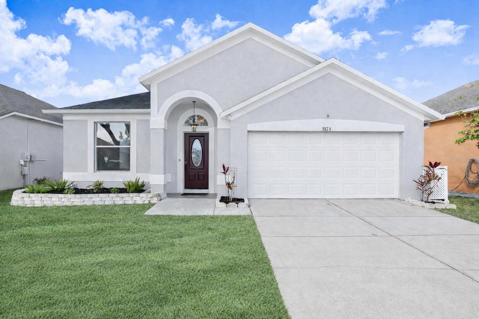 8924 METHENY CIR