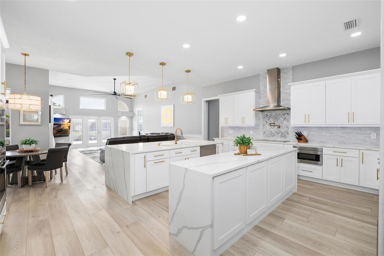 9810 COMPASS POINT WAY