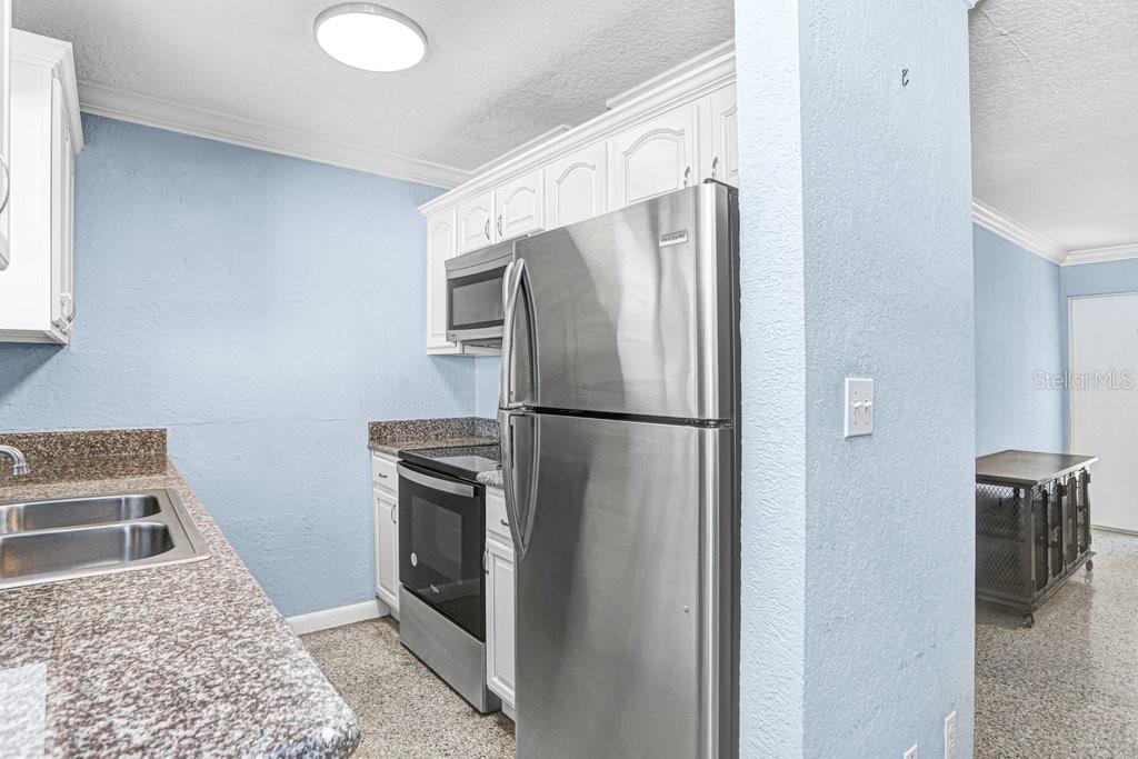 212 S CHURCH AVE #110