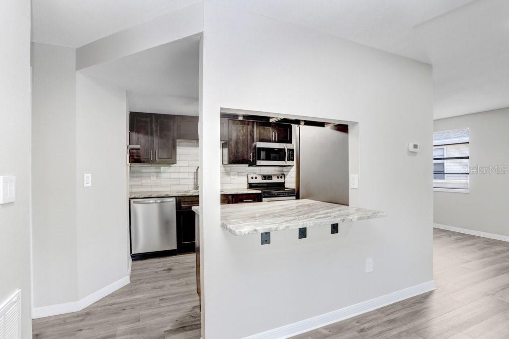 137 HUNTER LAKE DR #C