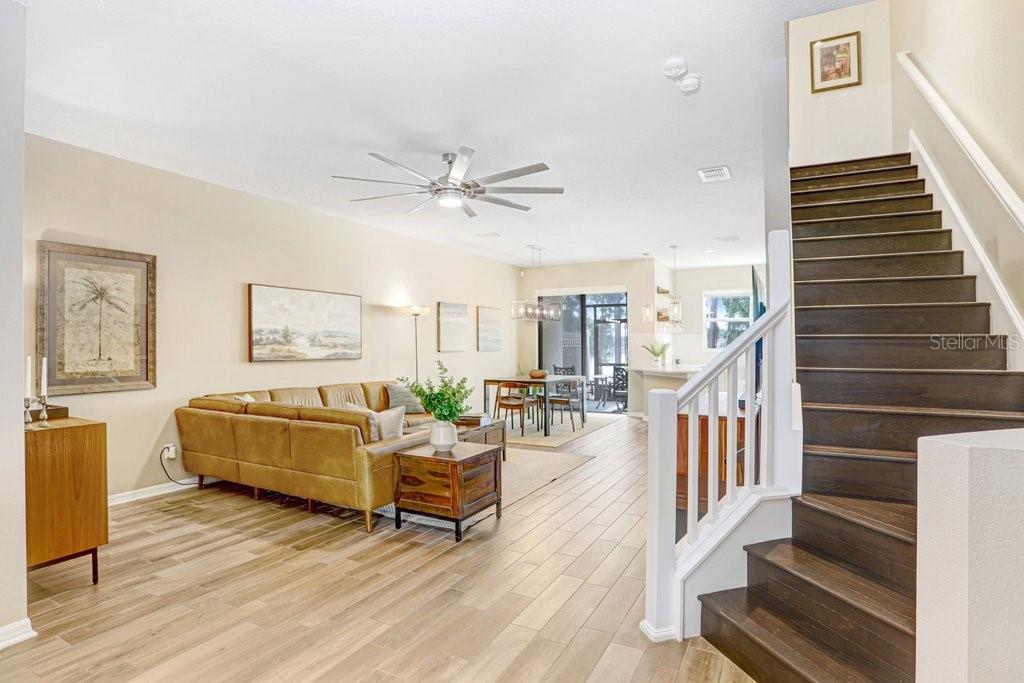 11404 CROWNED SPARROW LN