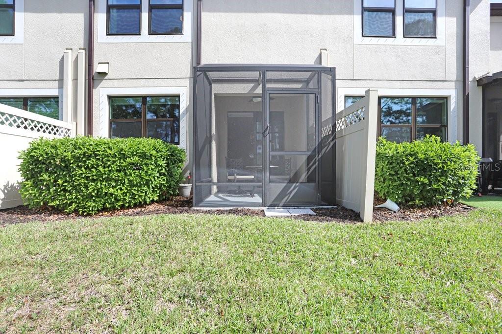 11404 CROWNED SPARROW LN