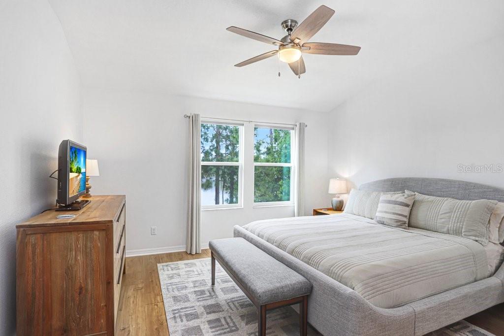 11404 CROWNED SPARROW LN