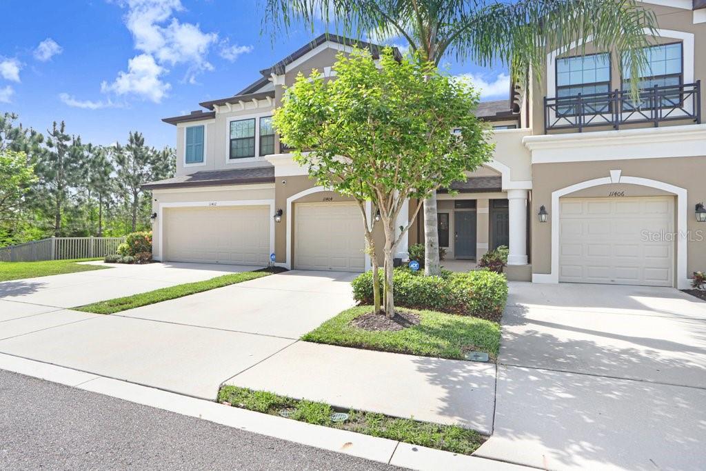 11404 CROWNED SPARROW LN