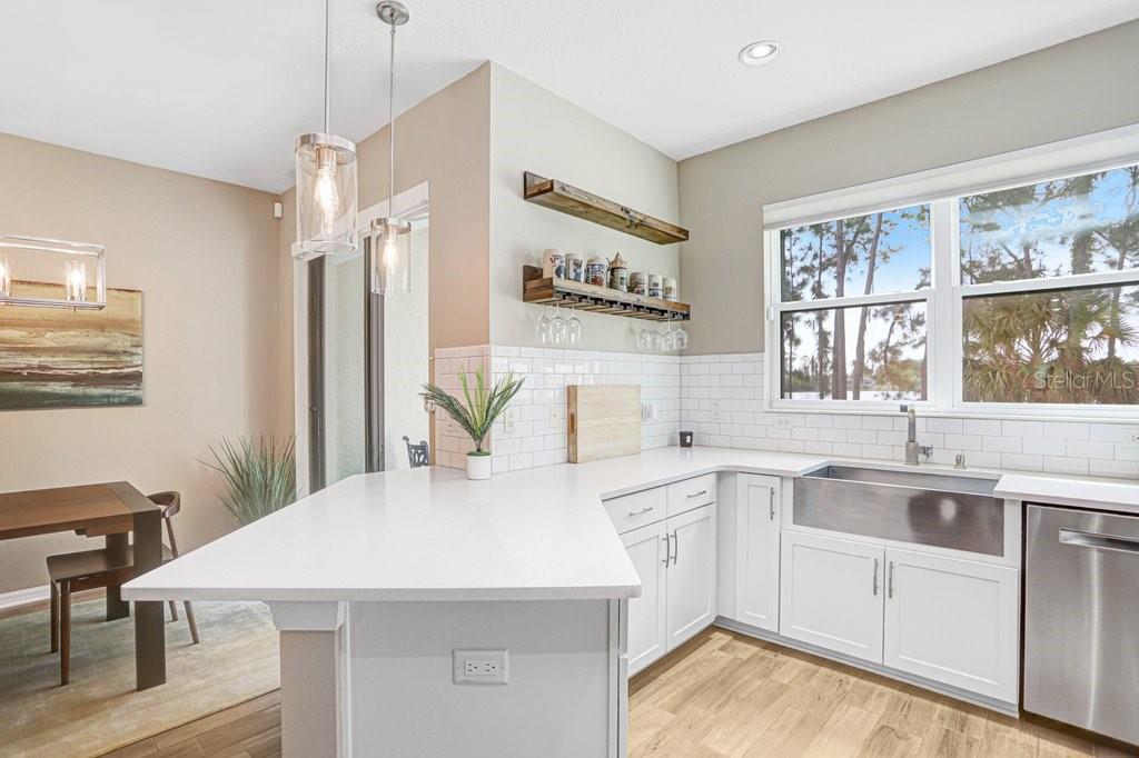 11404 CROWNED SPARROW LN