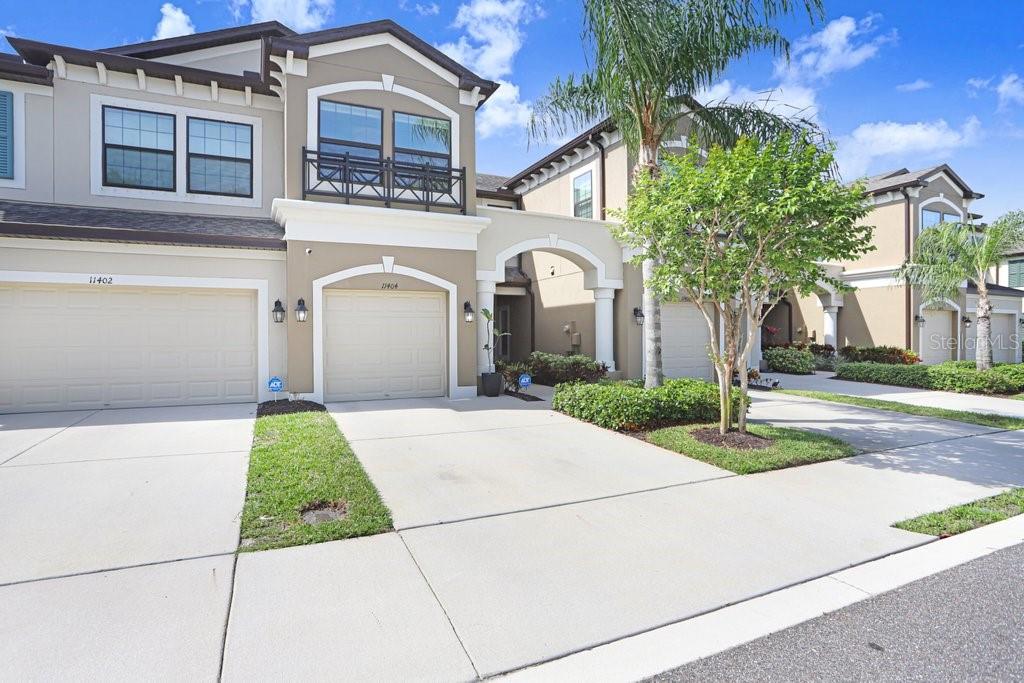 11404 CROWNED SPARROW LN