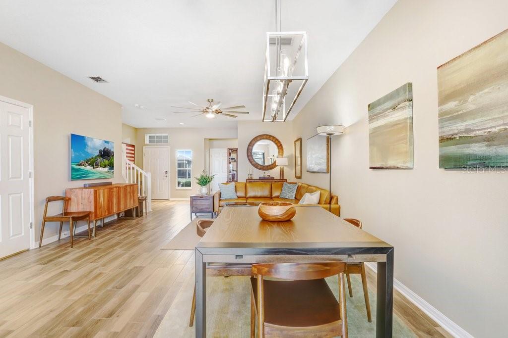 11404 CROWNED SPARROW LN