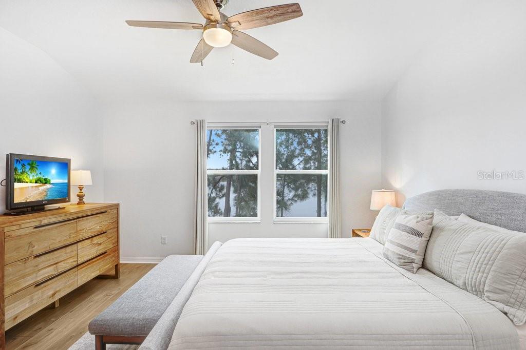 11404 CROWNED SPARROW LN