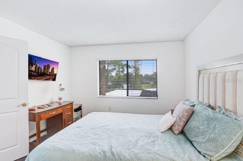 13602 S VILLAGE DR #1205