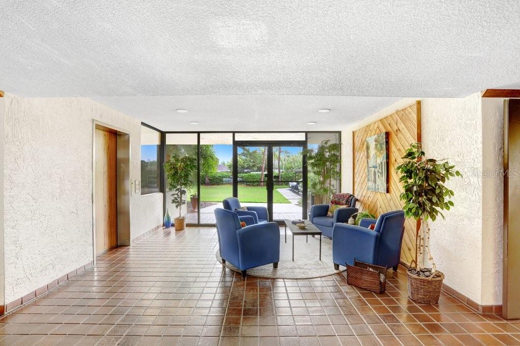 13602 S VILLAGE DR #1205