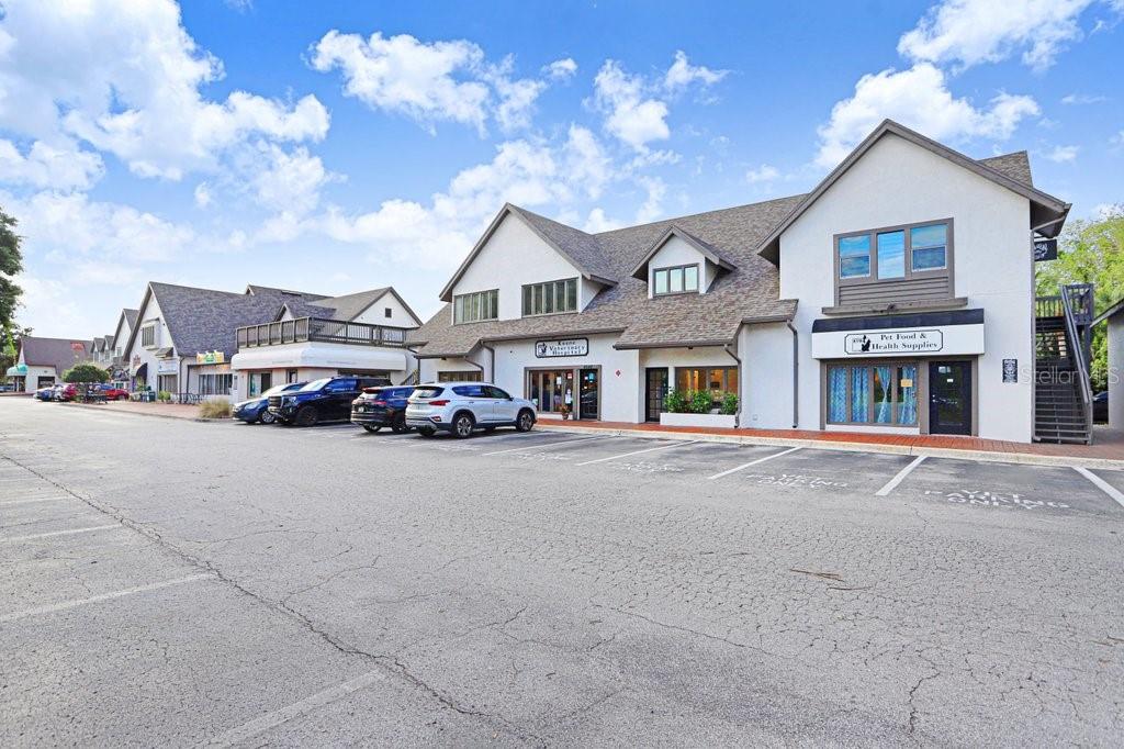 13602 S VILLAGE DR #1205