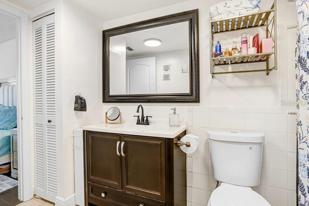 13602 S VILLAGE DR #1205