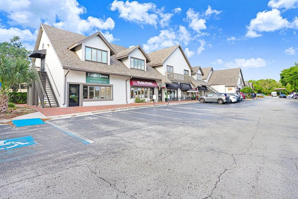 13602 S VILLAGE DR #1205