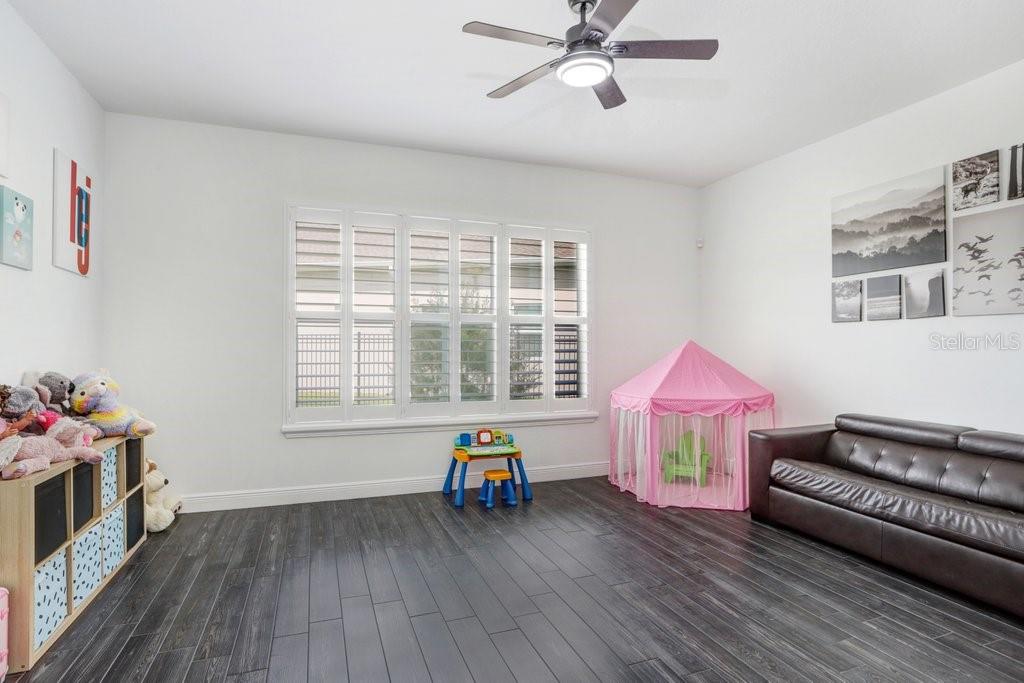 16247 NOVEMBER RAIN CT