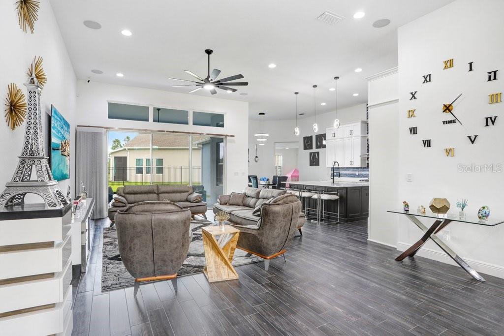 16247 NOVEMBER RAIN CT