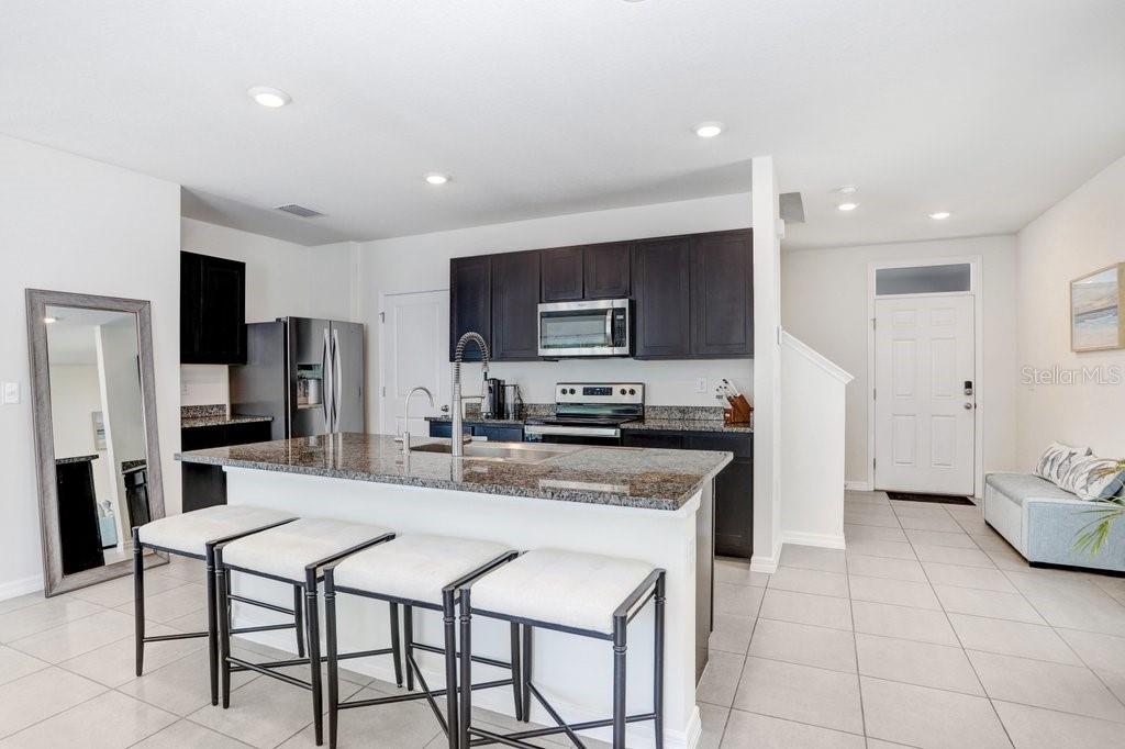 3044 SUNCOAST PLAINS DR