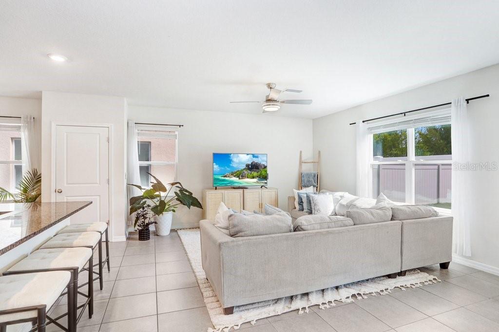 3044 SUNCOAST PLAINS DR