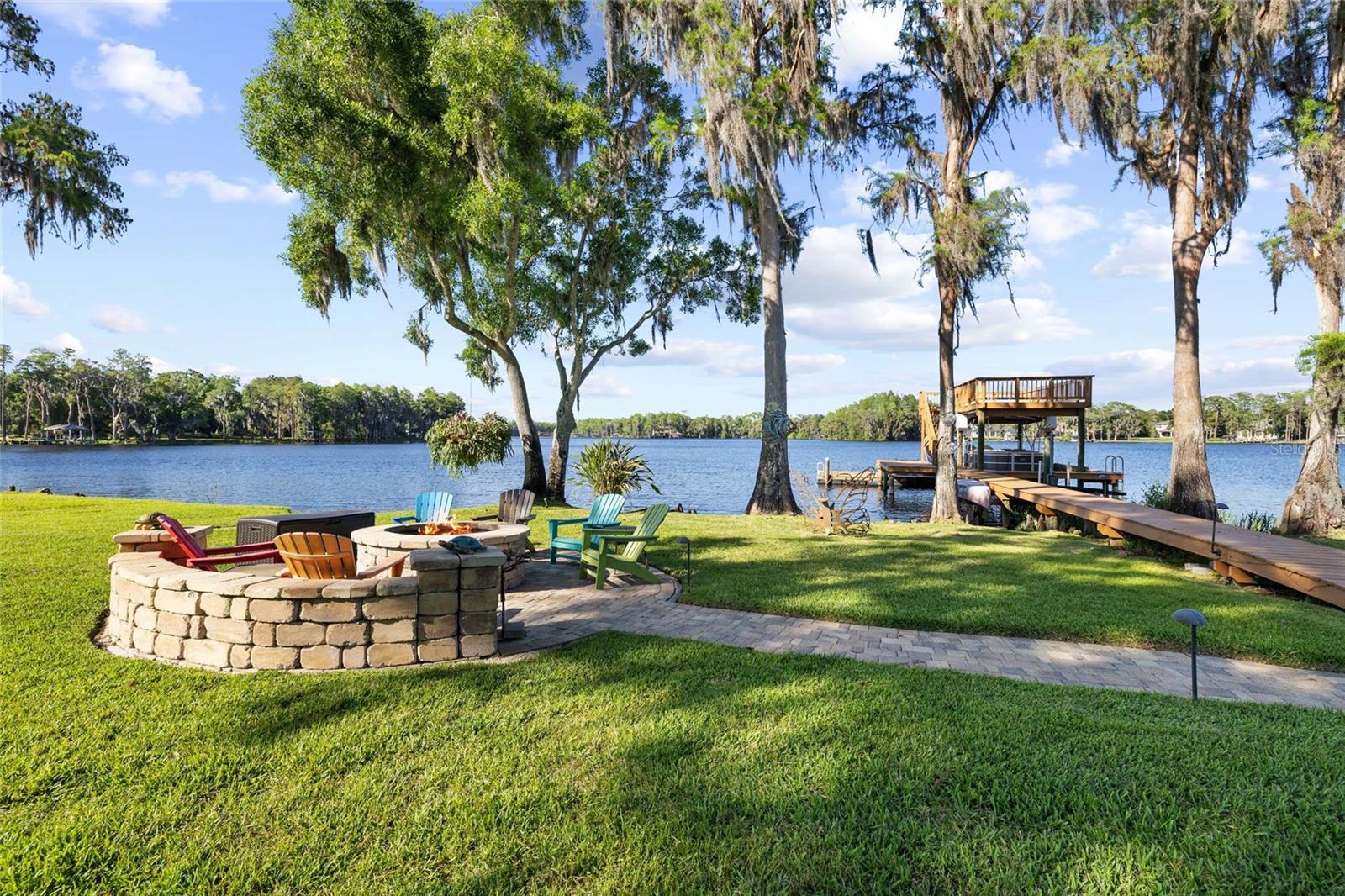 9901 MENANDER WOOD CT