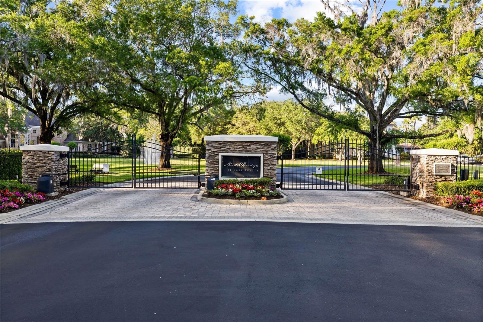 9901 MENANDER WOOD CT