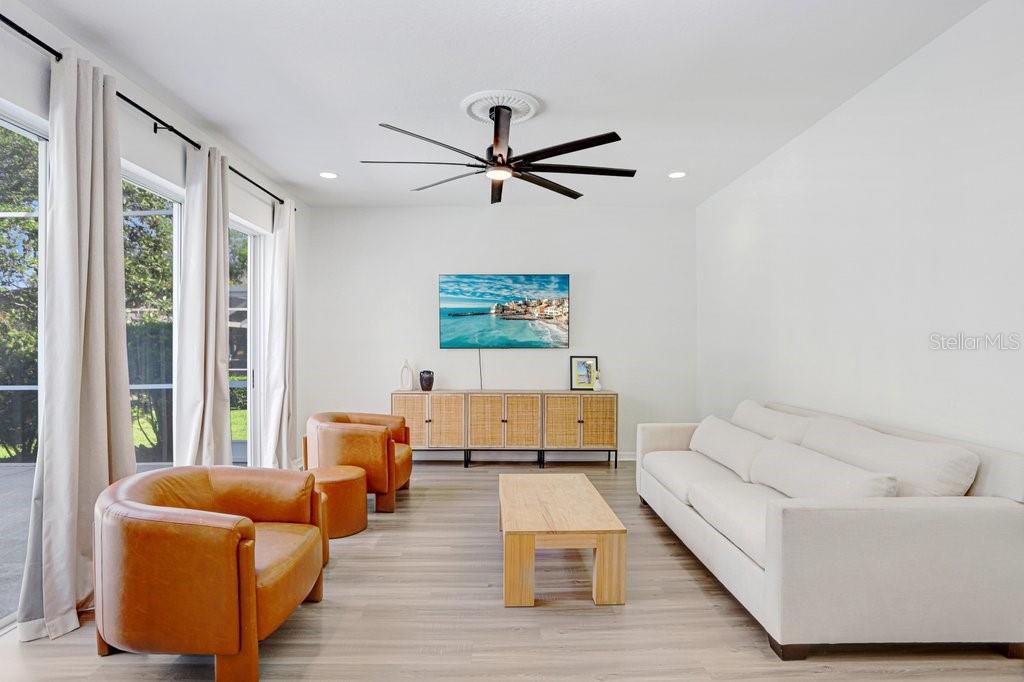 18124 COURTNEY BREEZE DR