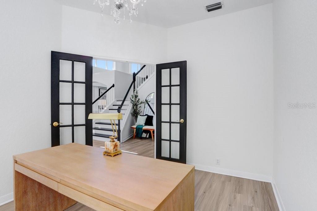 18124 COURTNEY BREEZE DR